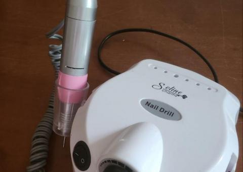 Manicure supplies