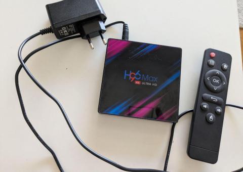Smart TV box for sale 