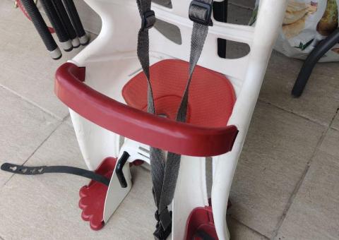 Child bike seat 