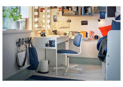 IKEA MICKE sto 