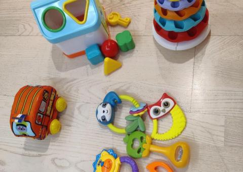 Toys for babies 