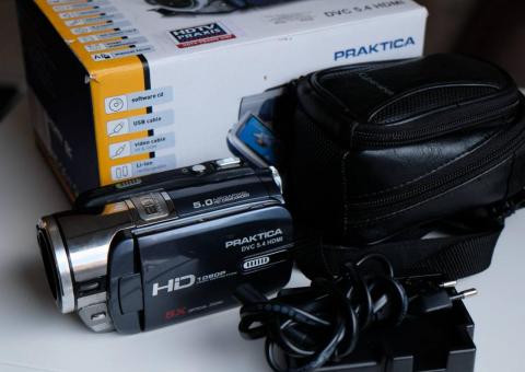Retro Praktica Camera 
