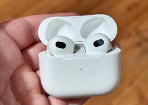 AirPods 3 