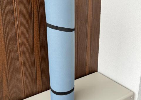 Ring light, lamp and yoga mat 