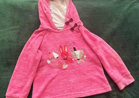 Fleece sleepers and sweatshirts 