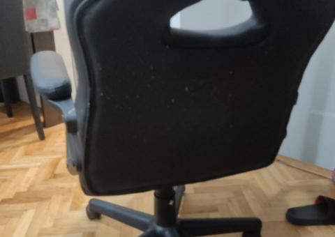 Dalton chair 