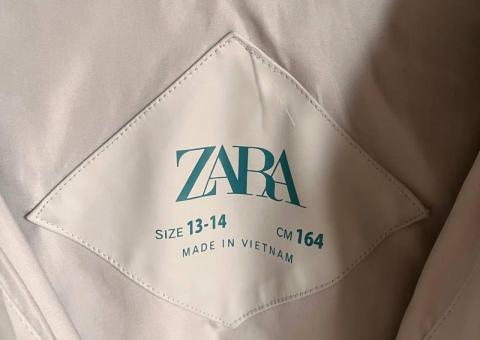 Zara Raincoat 