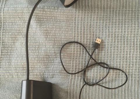 USB desk lamp 