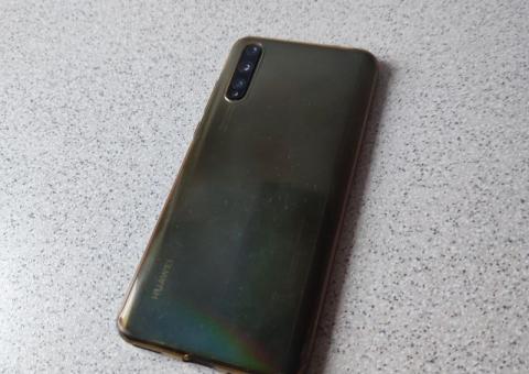 HUAWEI Y8p 