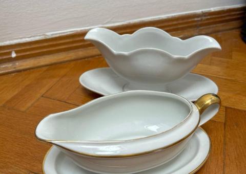 Sauce dishes 