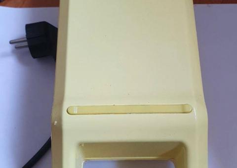 Kitfort waffle iron 