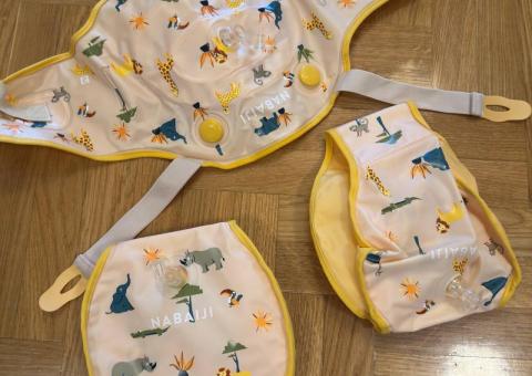 Swimming vest for babies 