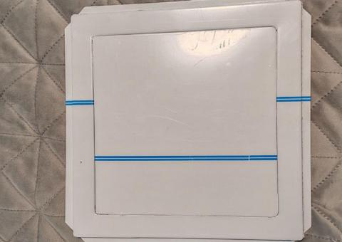 Bath hatch/door 