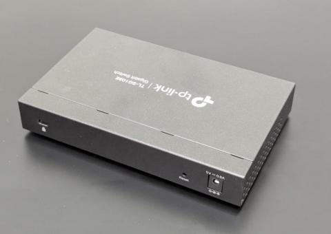 Network equipment 