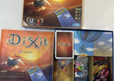 Dixit 