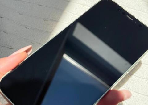 iPhone 12 