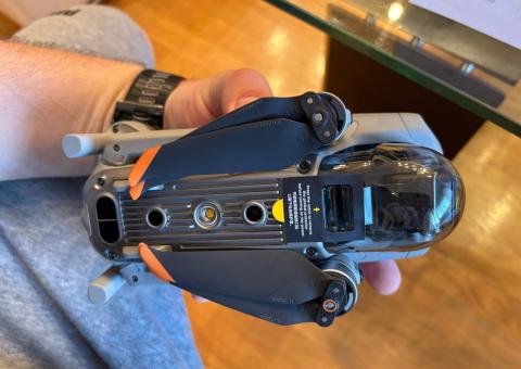 Prodajem DJI Mavic Air 2 dron 