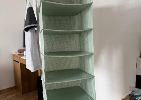 Hanging storage module 