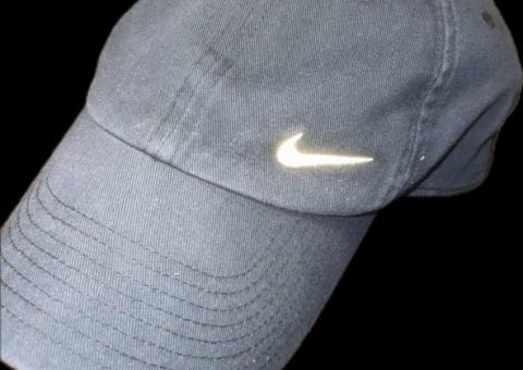 Nike kačket 
