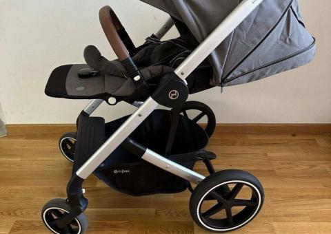 Selling Cybex stroller 