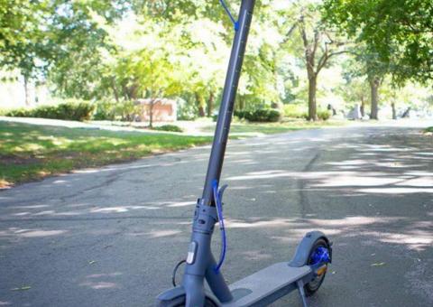 Xiaomi Mi 3 Electric Scooter 