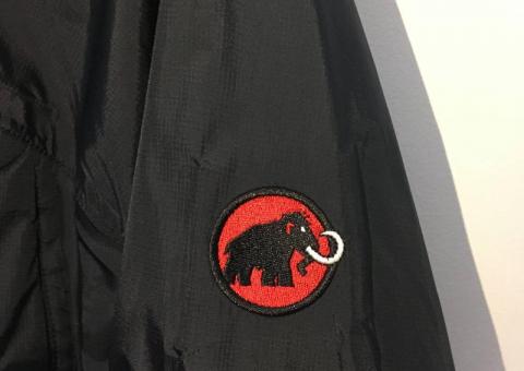 Женская ветровка Mammut 