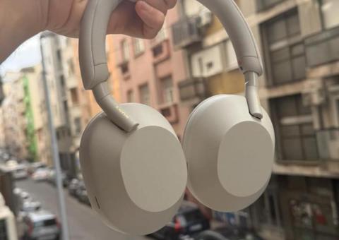 Sony WH-1000XM5 