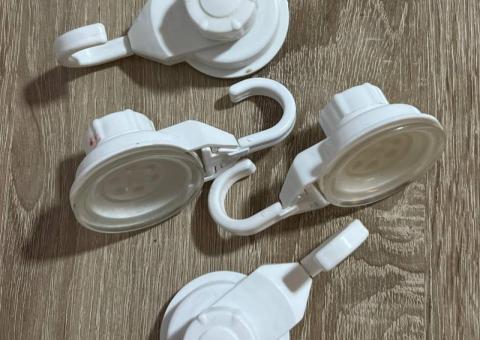 Suction cup hooks 