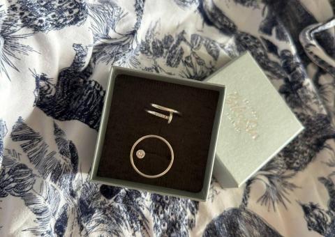 Silver rings 