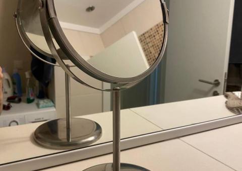 Hairpins and mirror 