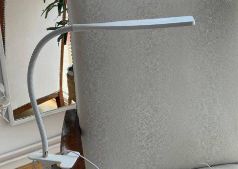 LED clip lamp 