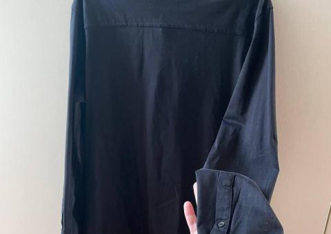 COS black shirt 