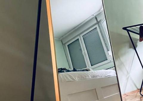 For sale: Robot vacuum cleaner, coffee machine, mirror 