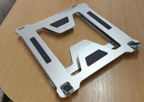 Metal stand 