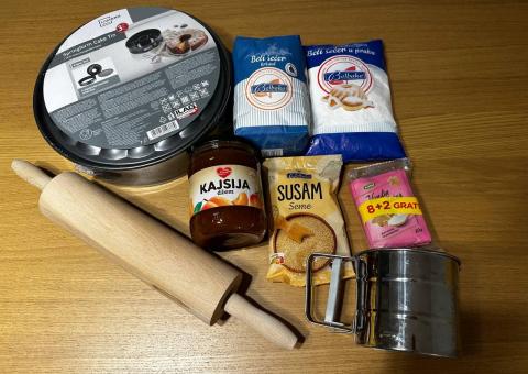 Baking forms for sale 