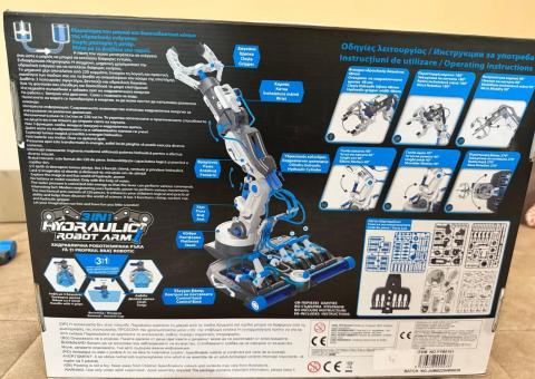 Hydraulic robot arm 