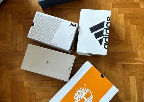 Shoe boxes 
