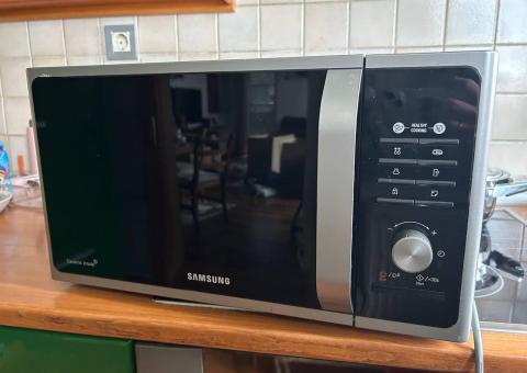 Samsung mikrotalasna 