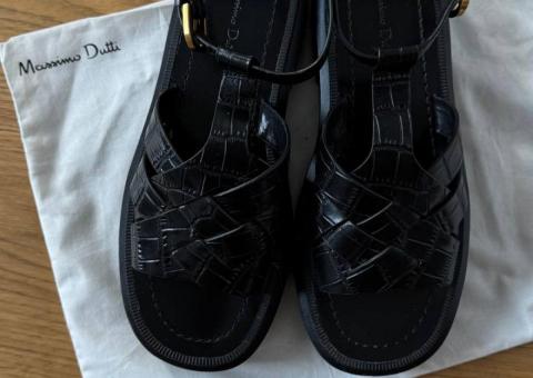 Massimo Dutti sandals 