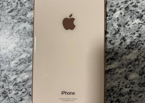 iPhone 8 Plus 