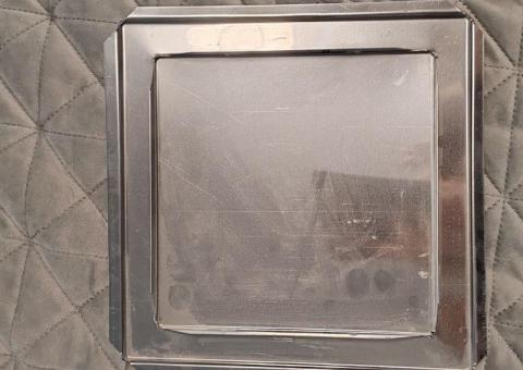 Bath hatch/door 