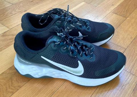 Nike sneakers 