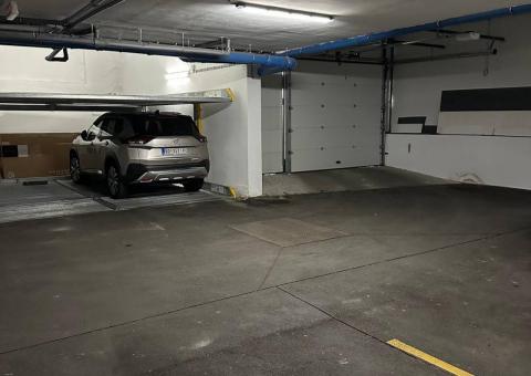 Parking space for rent 