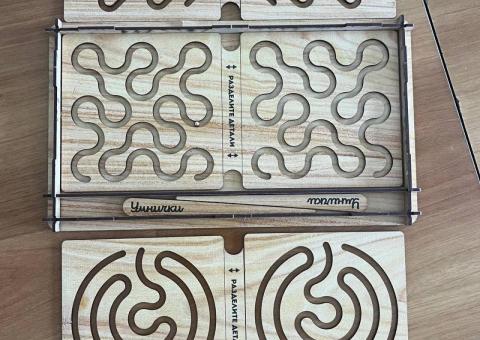 Interhemispheric boards for children 