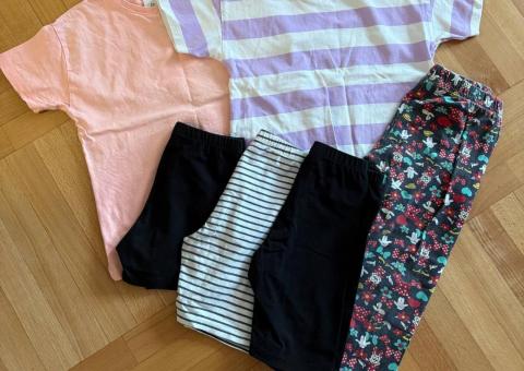 Selling girl's clothes! 