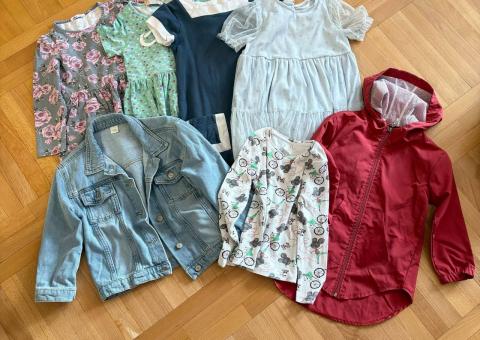 Продам вещи для девочки 