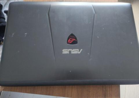 Gejming laptop 