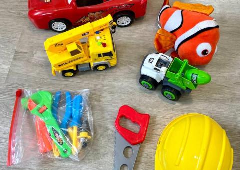 Free toys 