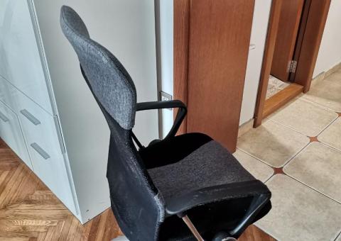 Computer chair 