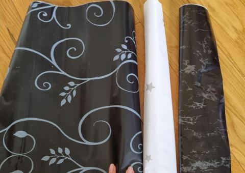 Free self-adhesive paper 